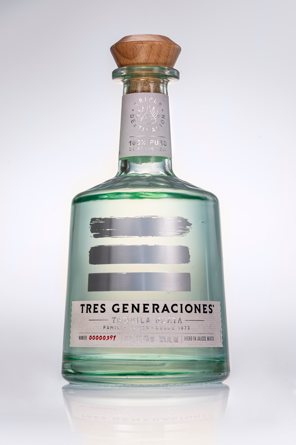 White Silver Tequila Tres Generaciones with triple distilation