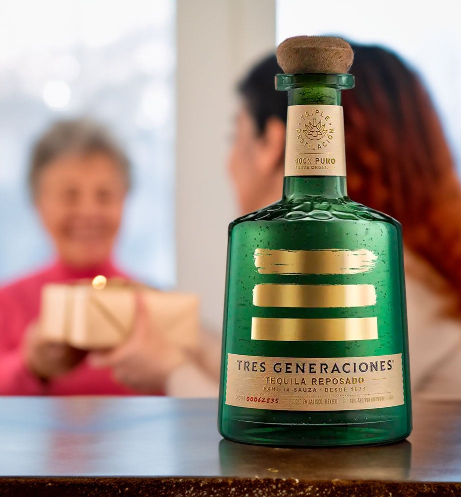casa-sauza-tequila-premium-tres-generaciones-reposado-tequila-bottle-(1)-1