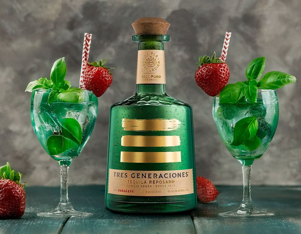 casa-sauza-tequila-premium-primavera-fresas